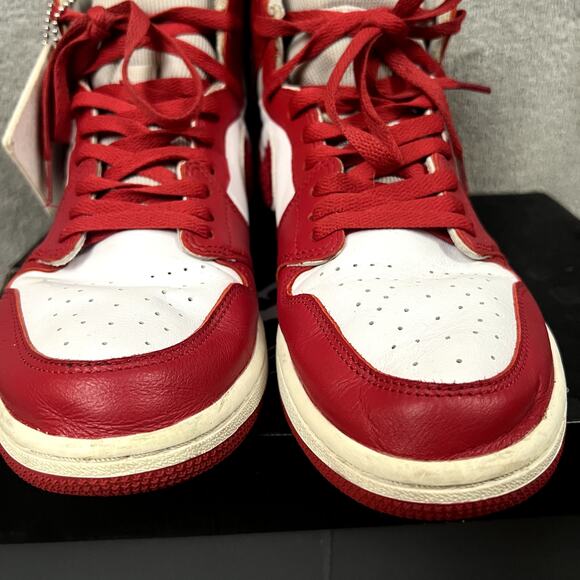 Nike‎ Air Jordan 1 Retro High OG Sneakers Mens 10.5 Newstalgia Chenille Colorway main image 14
